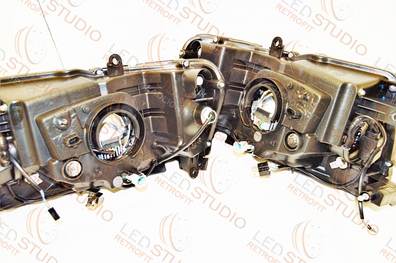 Светодиодные фары Nissan Patrol GR Y61 Bi Led